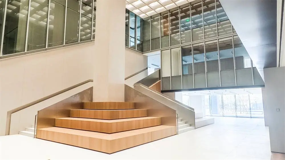 精一股份在佛山，辦公家具細(xì)節(jié)控