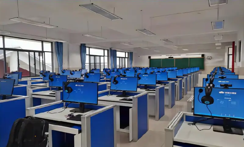 探討自動升降考試桌生產(chǎn)廠選哪家好，產(chǎn)品質(zhì)量是關(guān)鍵