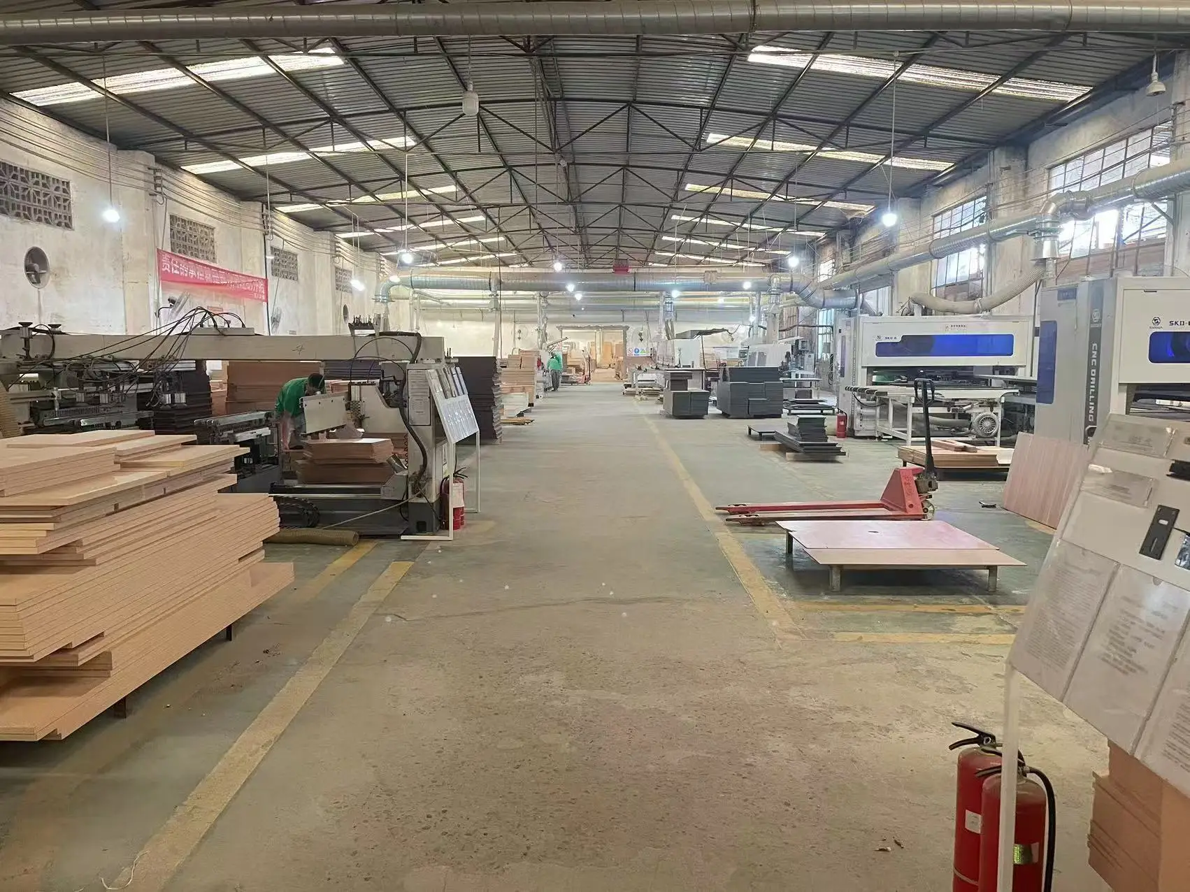 四川辦公家具源頭工廠那個(gè)技術(shù)好